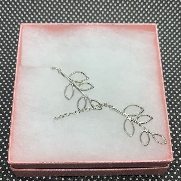 Leaf choker necklace silver color - Picture 3 of 3